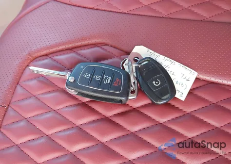 2016 Hyundai Sonata Se z USA, uszkodzony, nr VIN 5NPE24AF4GH318677